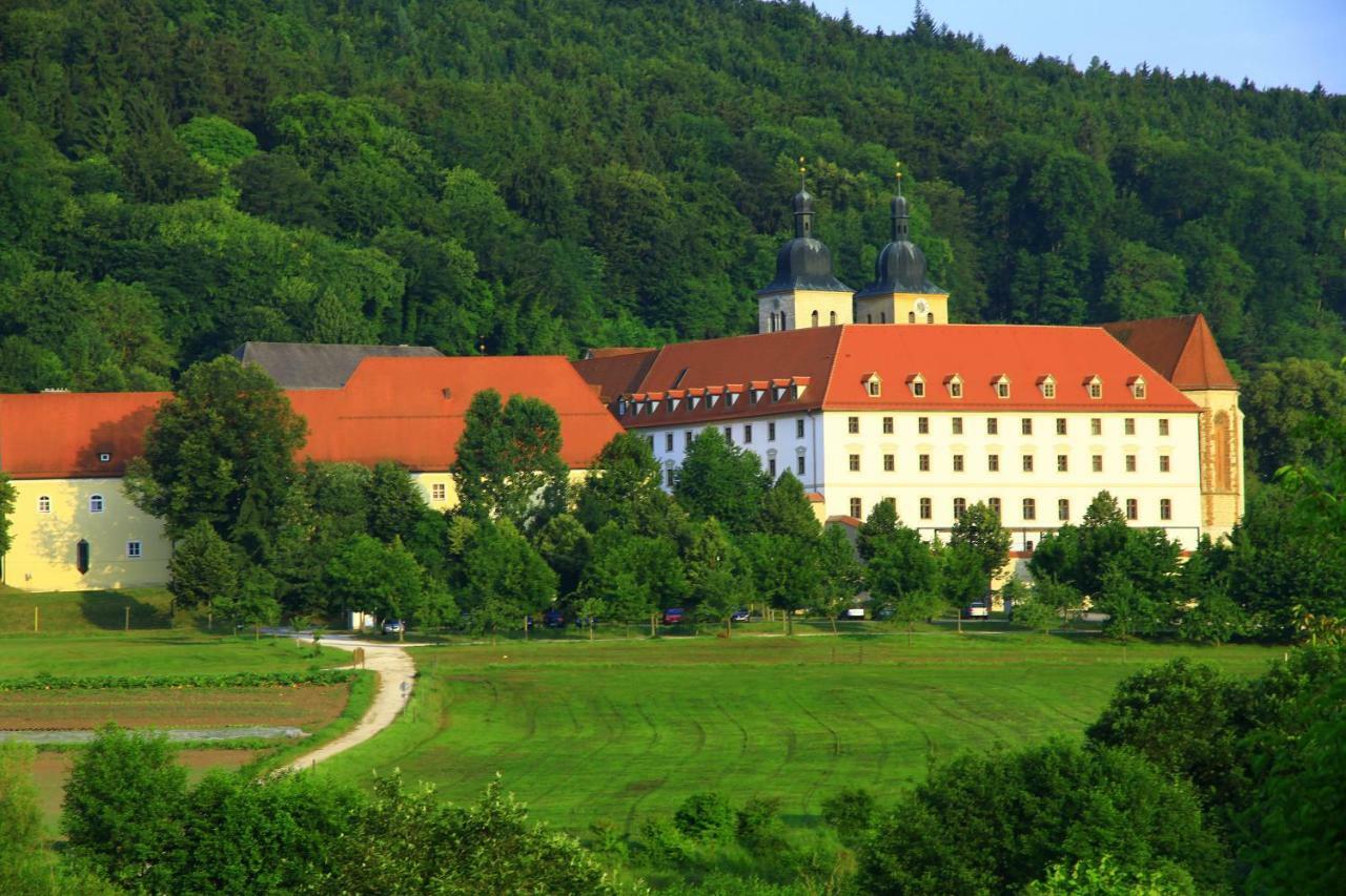 Kloster Plankstetten Gaste- Und Tagungshaus Berching Extérieur photo